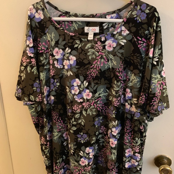 Denim and Company perfect jersey top. - Picture 3 of 3